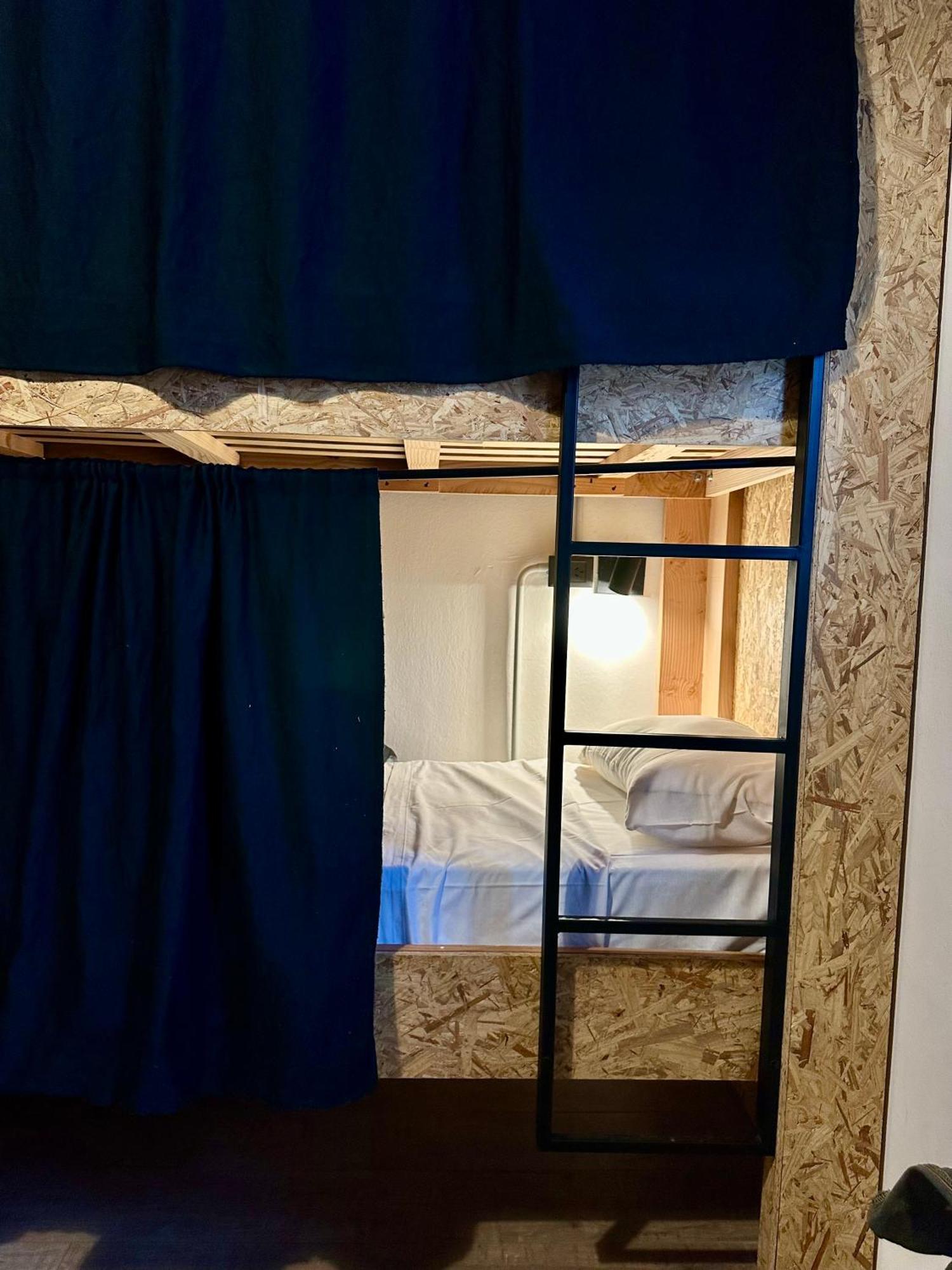 Las Vinas Hostel Boutique Сан-Карлос-де-Барилоче Экстерьер фото