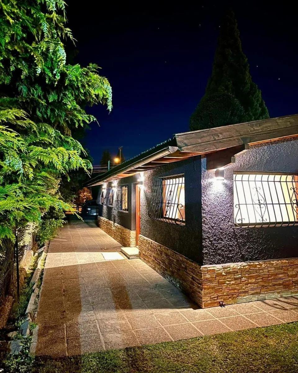 Las Vinas Hostel Boutique Сан-Карлос-де-Барилоче Экстерьер фото